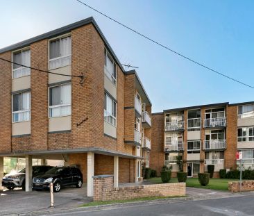 Conveniently Located Two Bedroom - Photo 2