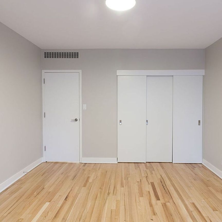 3435 Rue Drummond, Montréal, QC - Photo 1