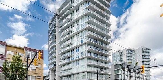 RESIDE - 1 BED + 1 BATH + DEN + A/C + 1 PARKING IN VANCOUVER - Photo 2