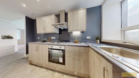Ground Floor Flat, Railway Road, Darwen BB3 2RJ - Photo 4