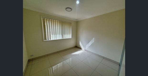 FAMILY FRIENDLY LIVING IN QUIET CUL-DE-SAC - Photo 1