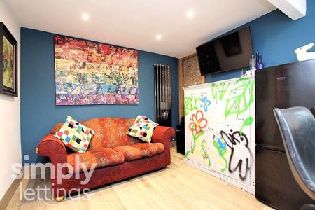 2 bedroom cottage to rent - Photo 5