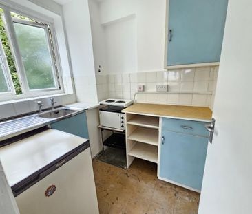 Studio to rent - Photo 2