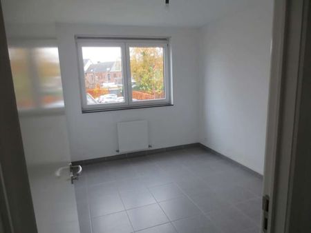 Appartement te huur - Foto 3