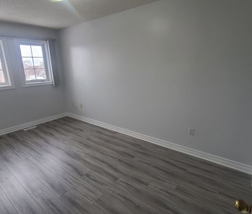 For Lease - 150 Twin Pines Crescent, Brampton, Ontario - Photo 4