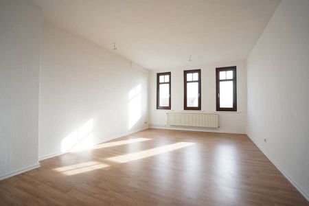 **4-Zimmer-Dachgeschosswohnung in Sudenburg** - Photo 4