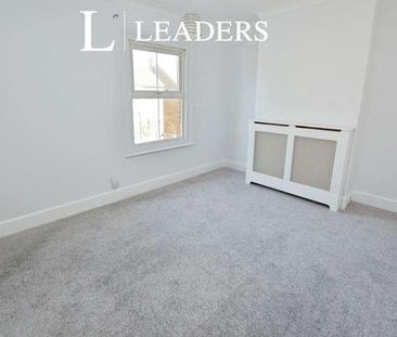 King Stephen Road, Colchester, CO1 - Photo 2