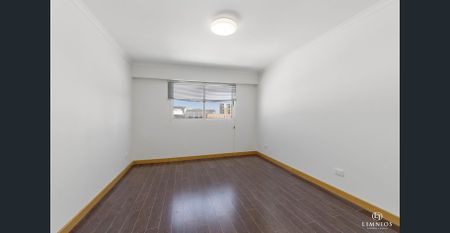 Modern City Living at Its Finest - Photo 4