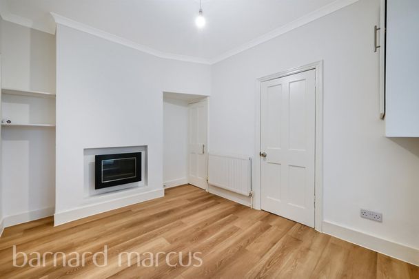 Leverson Street - Photo 1