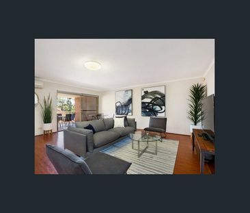 Sought-After Complex | Unfurnished 2-Bedroom Apartment in Prime Loc... - Photo 2