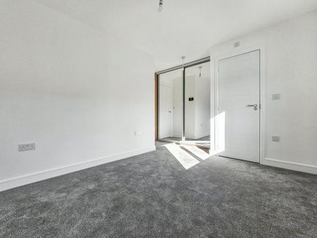 3 bedroom detached house to rent - Photo 5