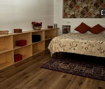 valencia, Valencian Community 46009 - Photo 2