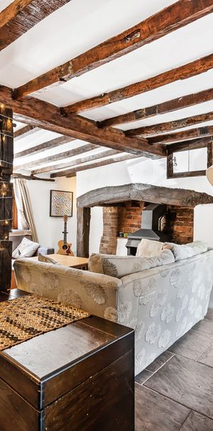 3 bed terraced house to rent in Church Lane, West Wycombe, High Wycombe, Buckinghamshire, HP14 3AH - Photo 1