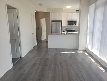 For Lease - 349 Rathburn Road Unit# 816, Mississauga, Ontario - Photo 2