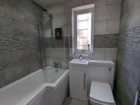 Cobham Avenue, Orrell Park, L9 3BP-Av... - Photo 2