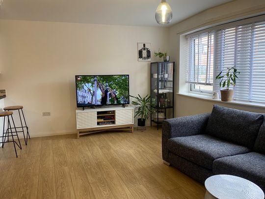 1 Bed Flat, Orchard Court, SE26 - Photo 1