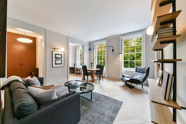 SHORT STAY: 1–3 Months— Stunning one-bedroom apartment with additional study room on Highbury Terrace. - Photo 1