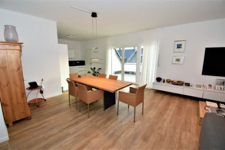 Luxuriöse Neubauwohnung nach KfW 55 Standard im Herzen von Wermelskirchen - Photo 2