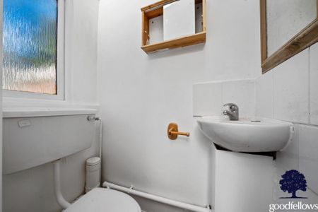 4 bedroom terraced house to rent - Photo 4