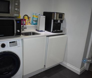 2 bedroom detached house to rent - Photo 4