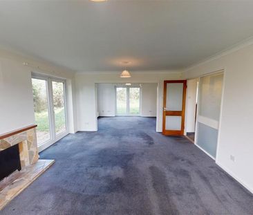 5 bedroom detached house to rent - Photo 4
