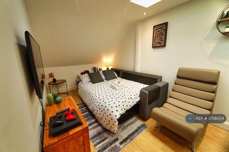 1 bedroom flat to rent - Photo 5