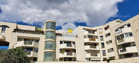 Appartement - 4 pièces - 78,36 m² - Saint-Priest - Photo 5