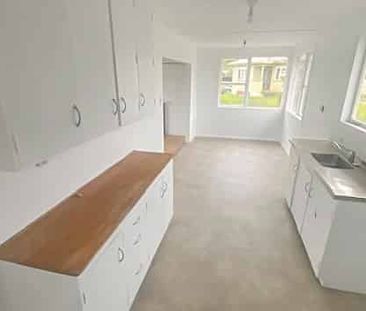 Lovely family home - Photo 4