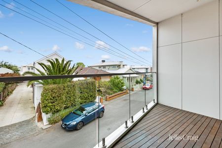 12 Roches Terrace, Williamstown VIC 3016 - House For Rent | Domain - Photo 2