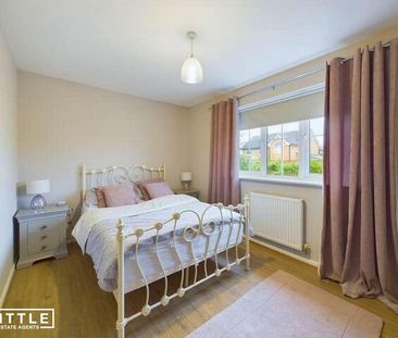 Stephenson Grove, Rainhill, L35 - Photo 6