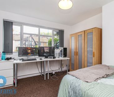 4 bed Semi-Detached House for Rent - Photo 6