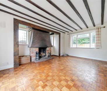 4 bedroom detached house to rent - Photo 2