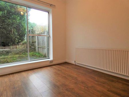 Colchester Road, Norton, Stockton-on-Tees, Durham, TS20 2SE - Photo 2