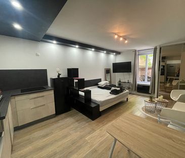 Location Appartement 1 pièce 29m² - Photo 2