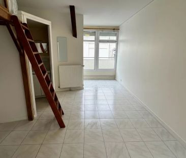 Studio - Tours - secteur Velpeau dans une impasse - Photo 3