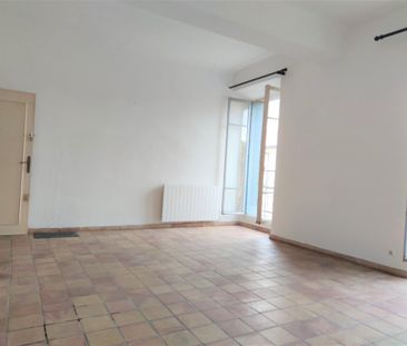 Location Appartement 2 pièces 41m² AVIGNON 84000 - Photo 2