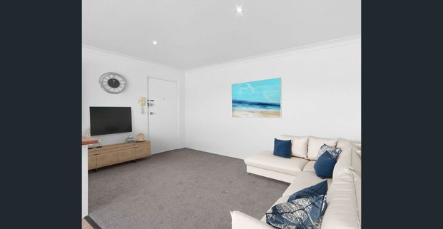Immaculate One Bedder - Photo 1