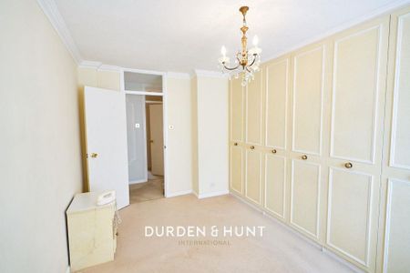 Poplar Way, Ilford - Photo 4