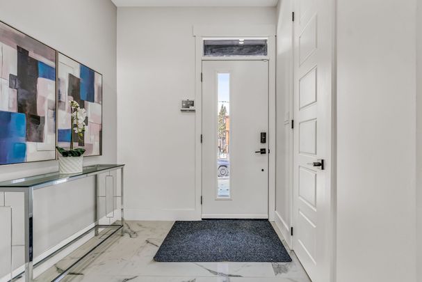 For Lease - 53 Buttonwood Avenue, Toronto, Ontario - Photo 1