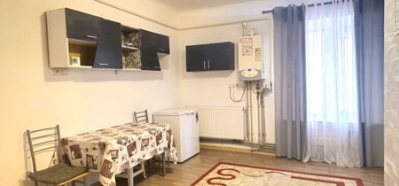 Apartament cu 2 camere la casa, 70 mp - zona centrala - Fotografie 5