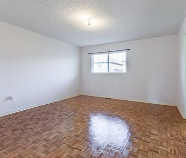 For Lease - 45 Waterton Crescent, Richmond Hill, Ontario - Photo 6