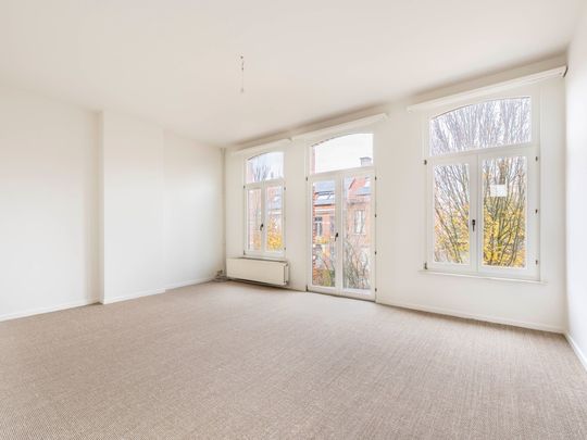 Charmant volledig opgefrist herenhuis te huur in het hart van Mariaburg-Ekeren! - Photo 1