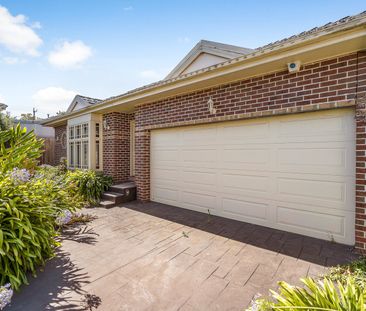 32B Standard Avenue, Box Hill VIC 3128 - Photo 5