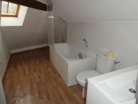Location Appartement 2 pièces 20m² MONTEREAU FAULT YONNE 77130 - Photo 2