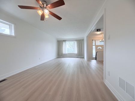 For Lease - 61 Crosland Drive, Toronto, Ontario - Photo 2