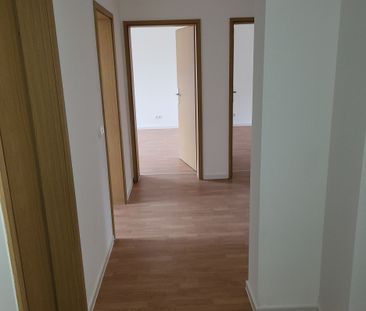 Schöne 3-Zimmer-Wohnung mit Loggia in Oberhausen zu vermieten - Foto 5