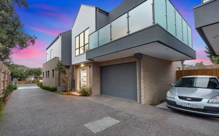 2/53 Bondi Road Bonbeach VIC - Photo 5