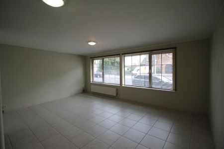 Een gezellig appartement op benedenverdieping vooraan - met garage - Photo 4