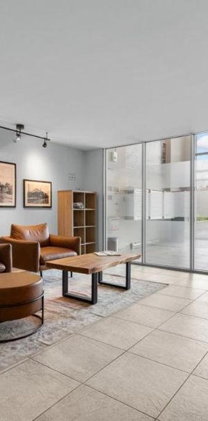 À LOUER | 4 ½ à Saint-Lambert | disponible maintenant - Photo 1