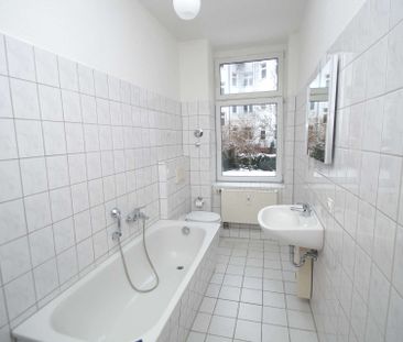 großzügige 1-Zi-Wohnung mit separater Küche, Badewanne, Laminat - Photo 3